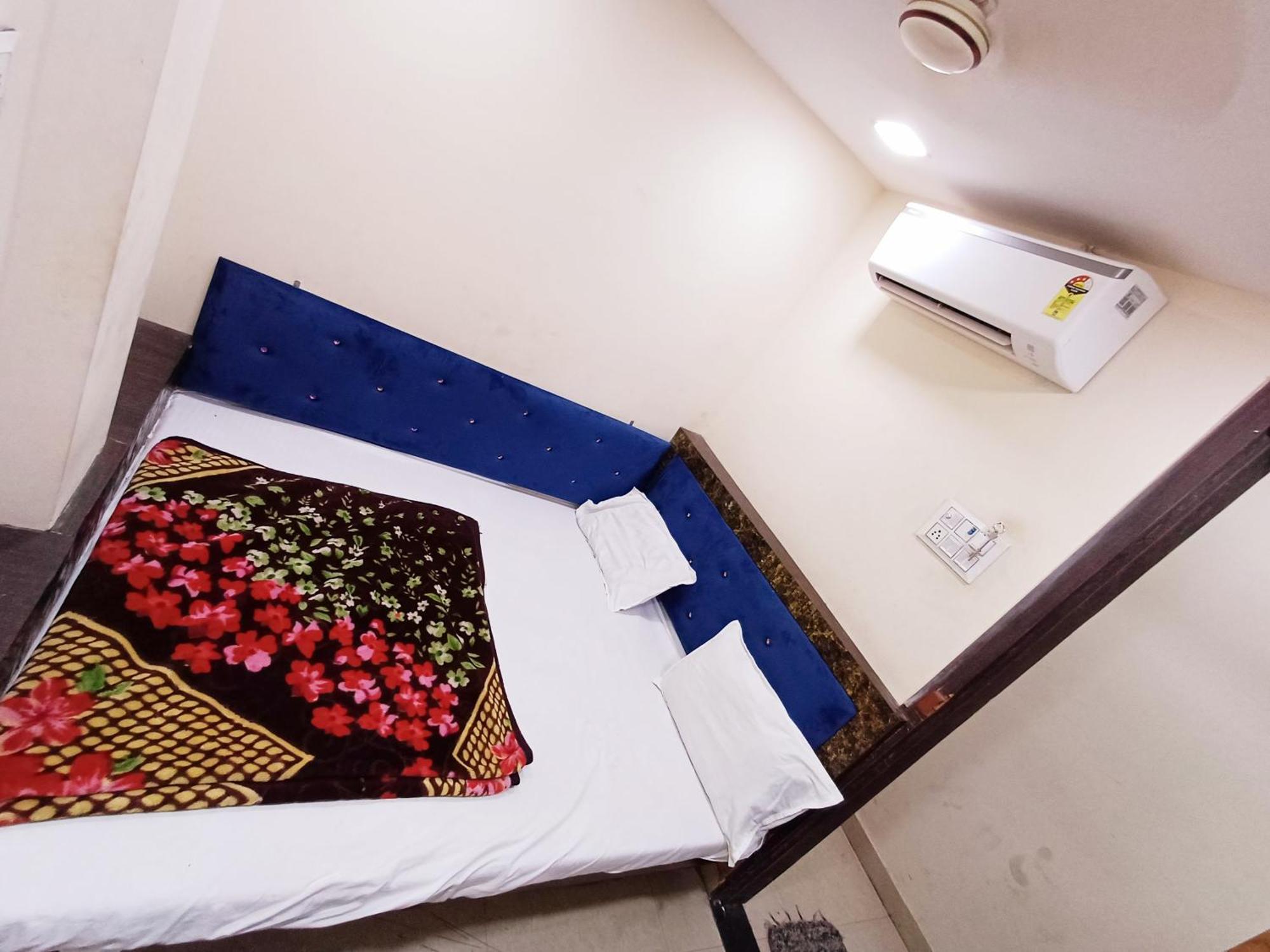 Hotel Blue Tower Inn ウッジャイン エクステリア 写真